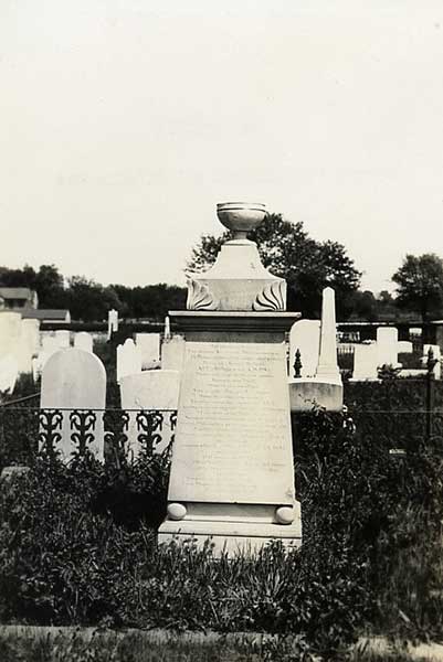 Photo of the tombstone of Dr. Nisbet