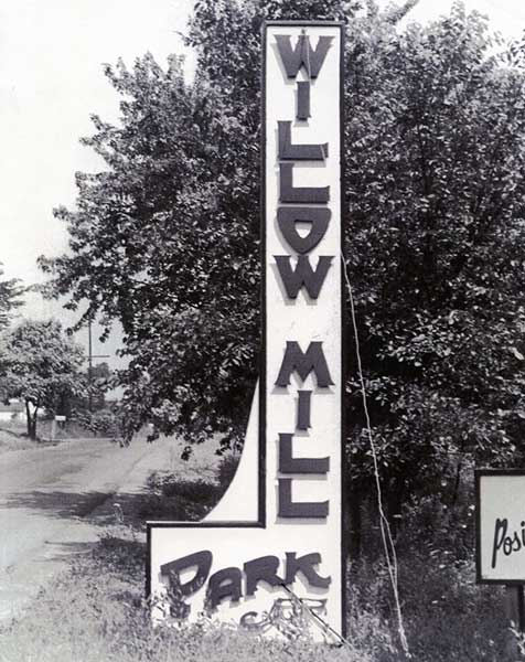 Entrance sign to Willow Mill Park